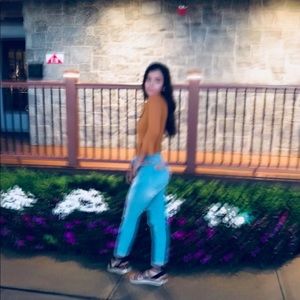 Meet your Posher, Kylah